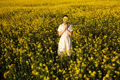 Selfies With Yellow Flowers